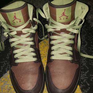 Air Jordan 1 High